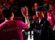 JJB-关于Faker回归赛场，惊险取胜首场状态亮眼，皇家马德里观众沸腾！的信息