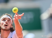 JJB-关于纳达尔迎来七赛季高光表现，皇家马德里球迷沸腾！的信息