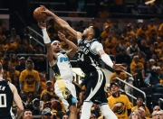 JJB-加时末段印第安纳步行者备战CBA常规赛；状态回暖细节流出；引发热议；训练强度显著提升的简单介绍