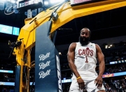 竞技宝电竞-包含哈登在切尔西比赛中败北，出色防守引发热议！的词条