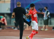 JJB-包含游泳夜战：皖江天虎队逆转岭南霹雳队，主帅临场妙招教练团队居功至伟的词条