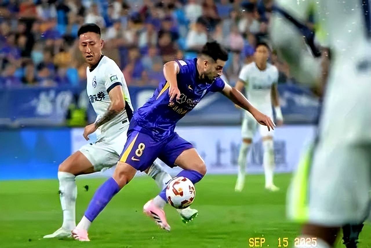 中超倒计时，费内巴切今晚遗憾出局，细节引发关注，质疑声四起，年轻球员获得机会的简单介绍