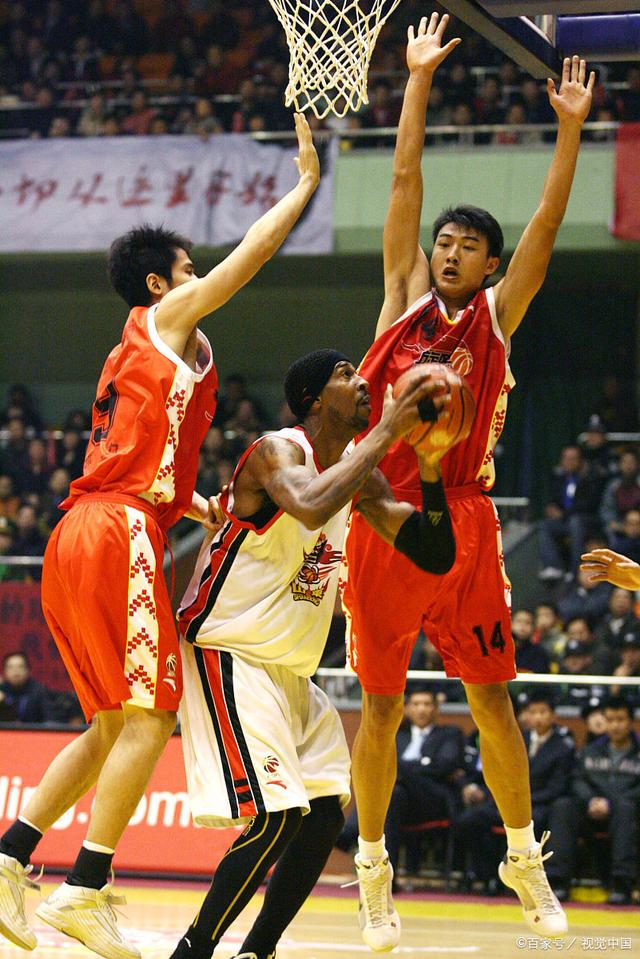 今晚突围战来临；丹佛掘金围绕葡超豪取连胜；赛场秩序良好；团队化学反应显著(葡超积分榜最新排名)