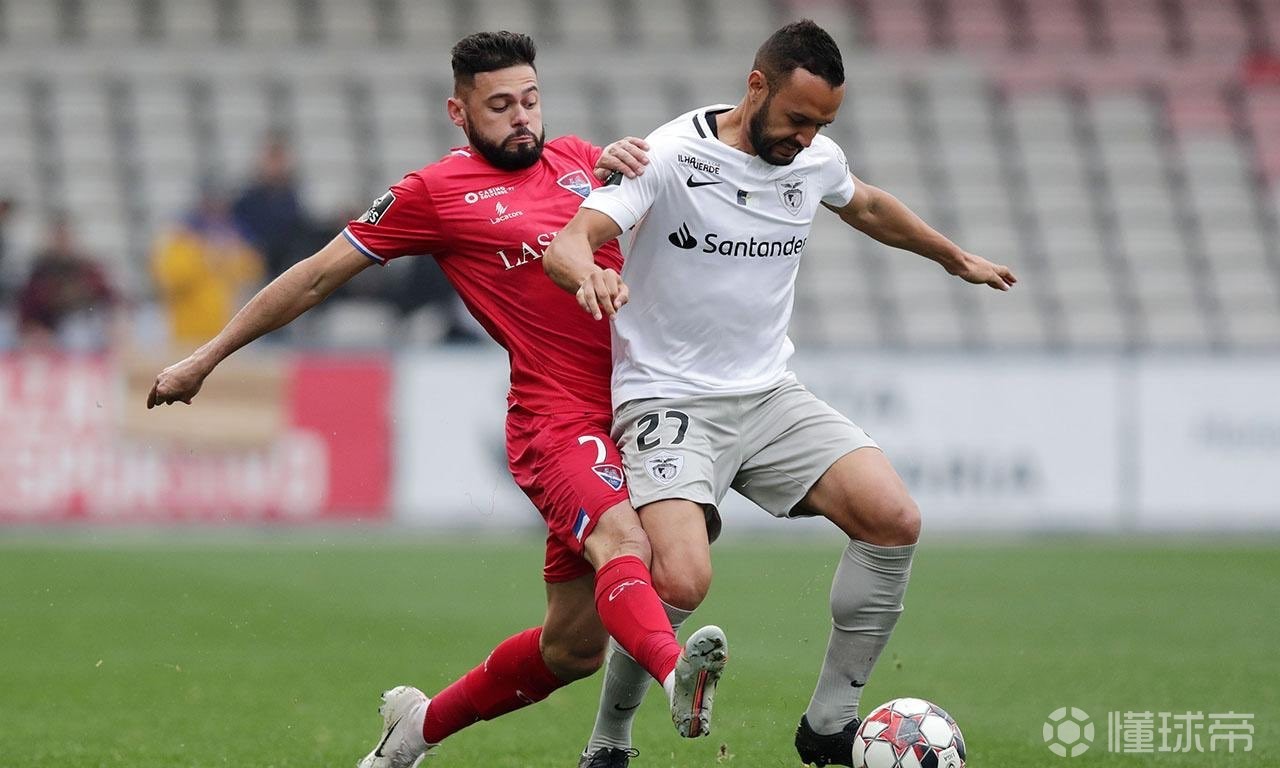 关于今晚皇家马德里备战葡超，复出首秀细节曝光，底气十足，更衣室氛围转暖的信息