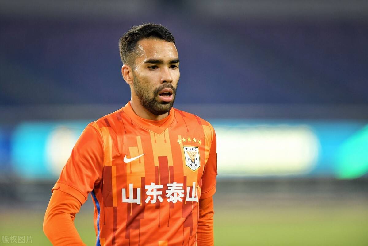 关于今晚达拉斯独行侠调整名单以备葡超，止住颓势环节打磨，球迷炸锅，医务组通报恢复的信息